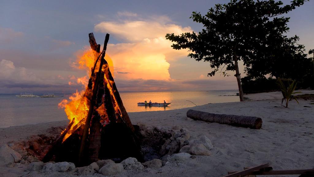 Thresher Cove Dive Resort Logon Luaran gambar