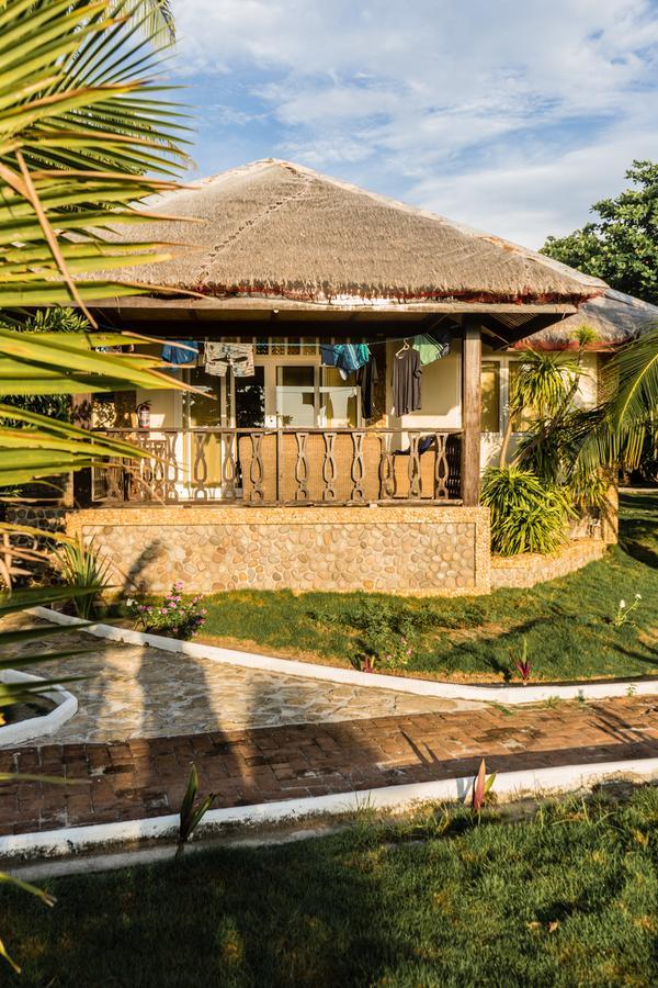 Thresher Cove Dive Resort Logon Luaran gambar
